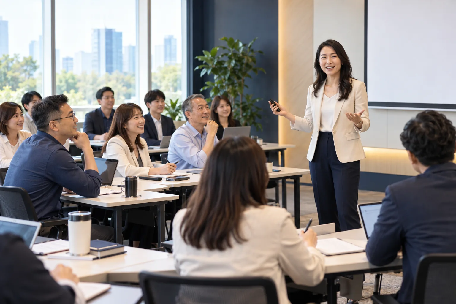 企業學員參與講師帶領的公開課程